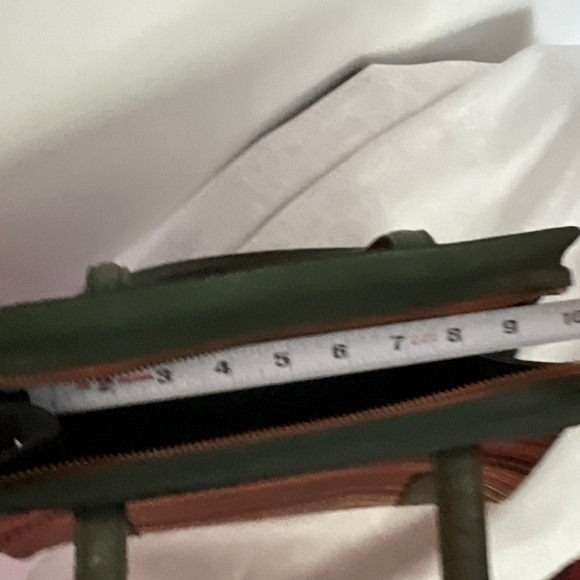 Detailed threaded purse with green, red, yellow, organ ge and black threading - Picture 11 of 11